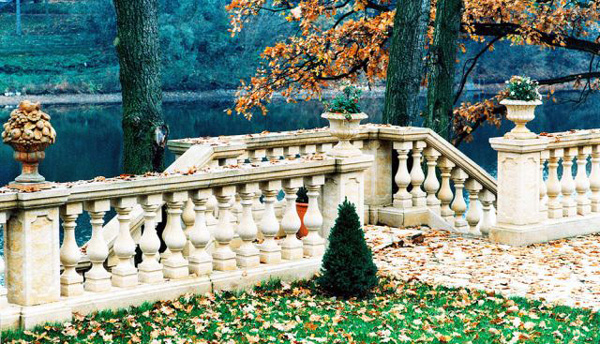 balustraden aus sandsteinimitat